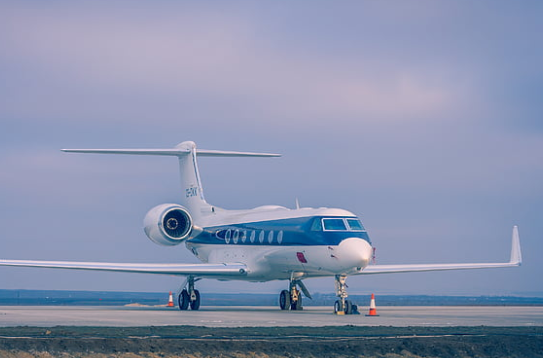需求回暖！航空业客运量增长明显