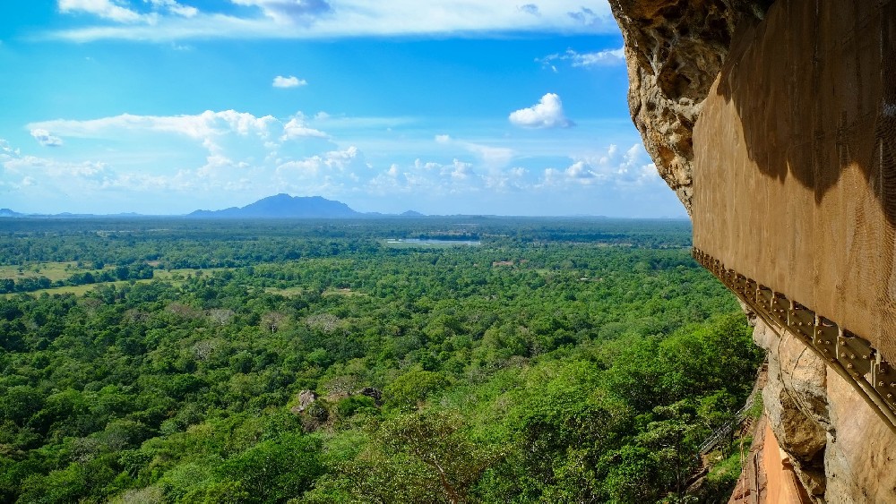 斯里兰卡旅游部长：将提议减免中国公民赴斯签证费用