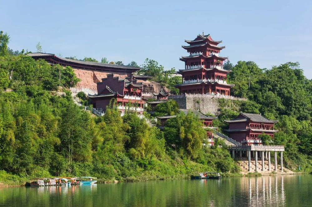 东航开通南昌—恩施—银川往返航线