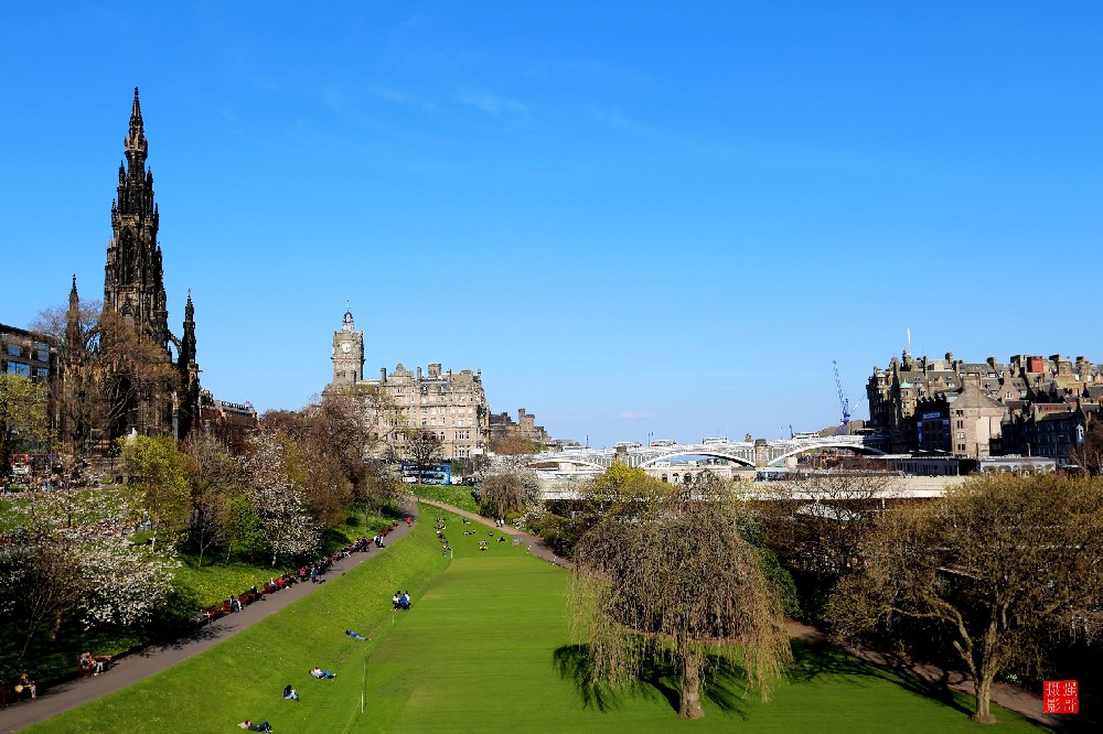 6月26日，海南航空北京—爱丁堡航线顺利复航