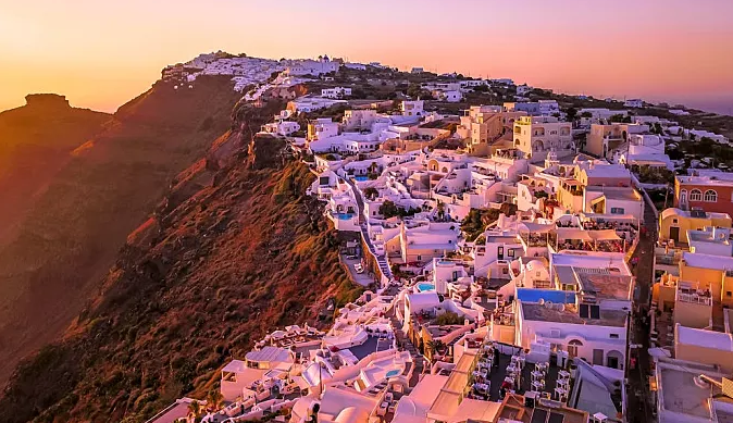 中使馆提醒赴希腊旅客确认符合入境要求