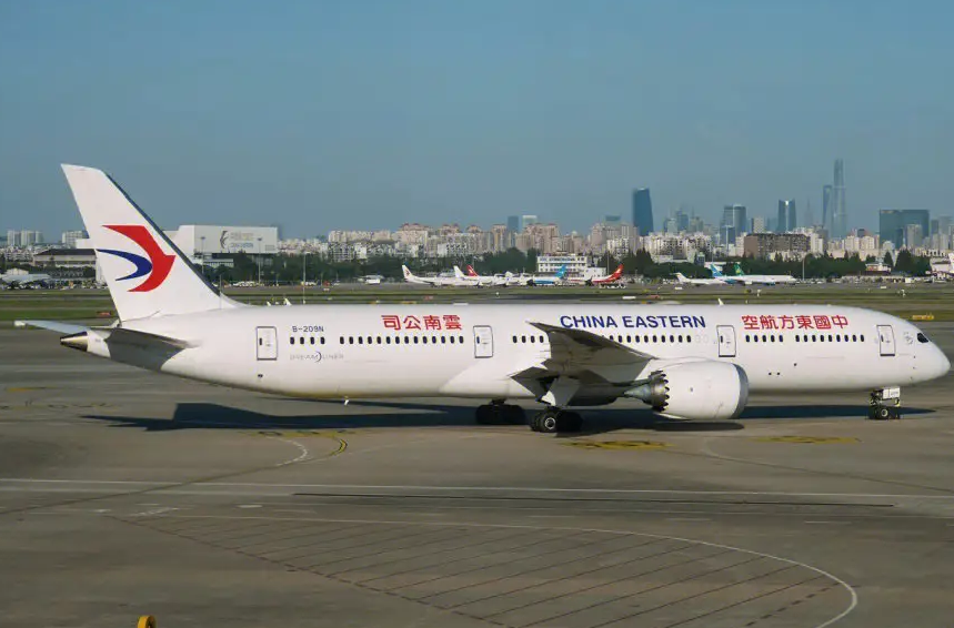 8月30日西安直飞迪拜航线开通