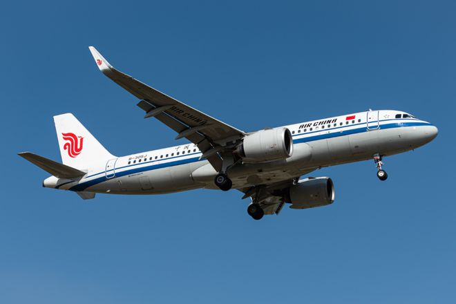 国航：CA403航班系发动机机械故障，最新消息...