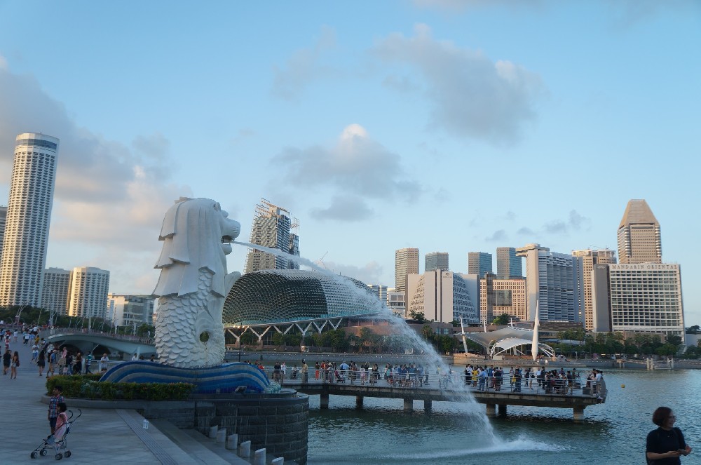 中国驻新加坡使馆提醒在新中国公民注意汇款安全