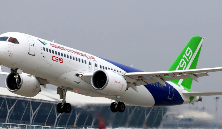 柬国航与中国商飞签署引进C909飞机合作谅解备忘录