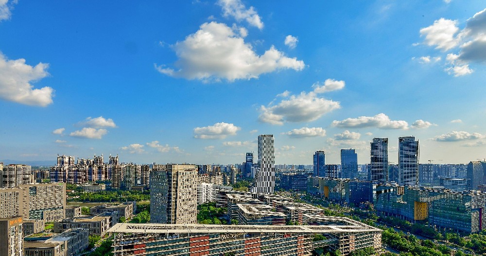 暑期出游 畅达全球五大洲 成都新开加密一大批航线