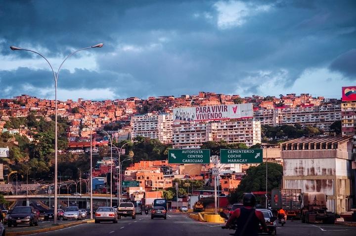 驻委内瑞拉使馆发布申办赴委签证及入境的注意事项